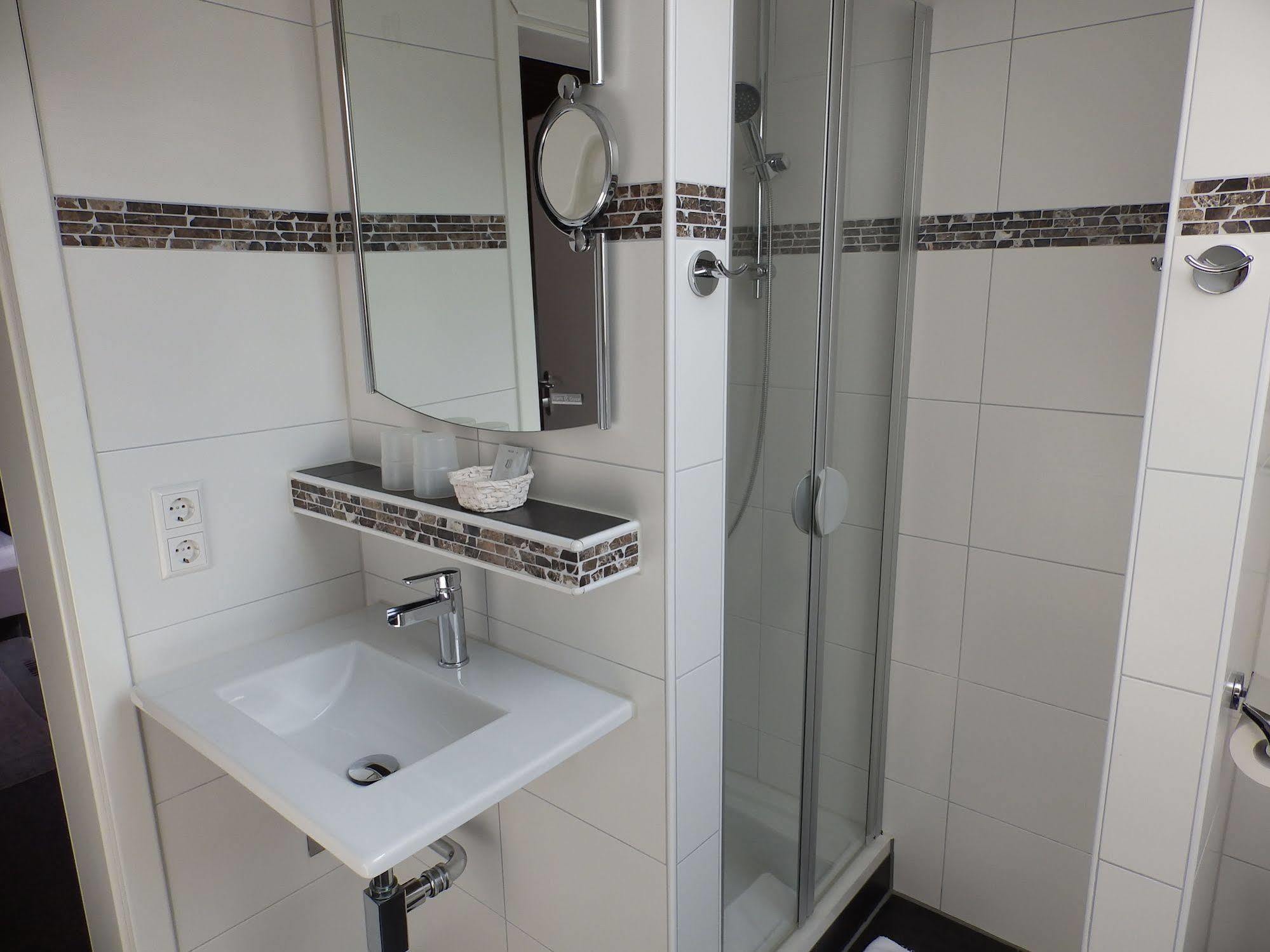 H41 Inn Hotel Garni Freiburg (Adults Only) Gundelfingen  Luaran gambar